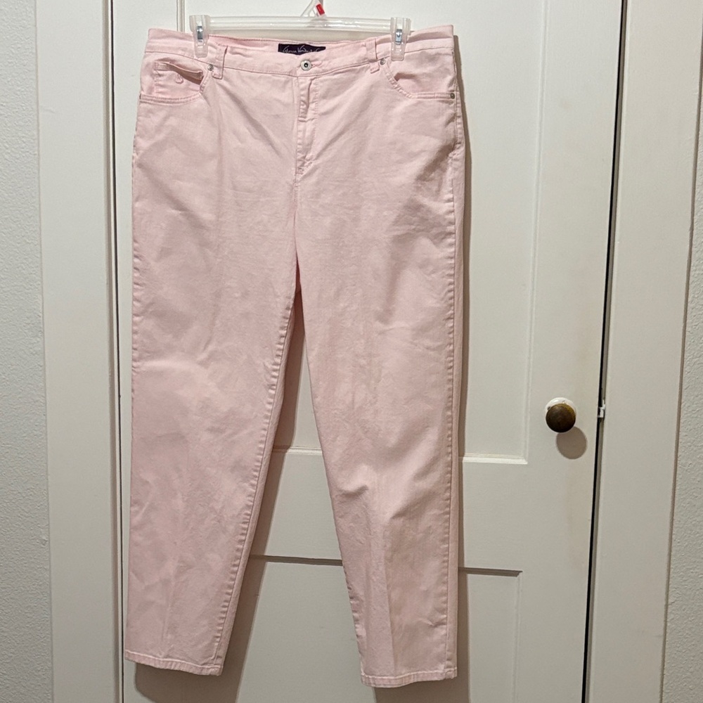 Gloria Vanderbilt Light Pink Straight Leg